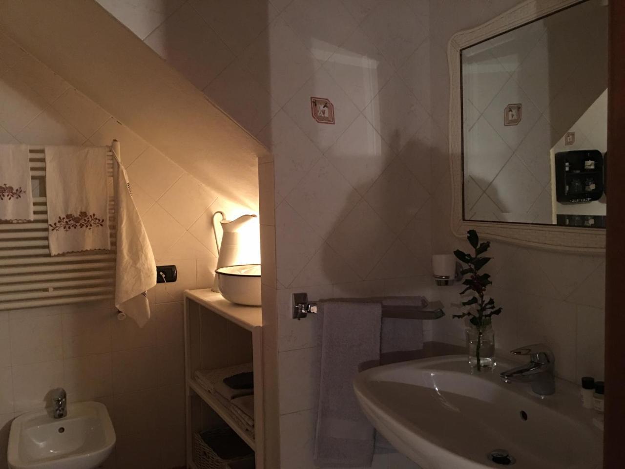 Casa Vacanza Castagna 네소 외부 사진